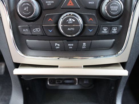 Used 2015 Jeep Grand Cherokee Limited w/ Trailer Tow Group IV AWD/4WD image 54