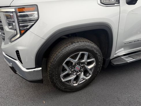 Used 2022 GMC Sierra 1500 SLT w/ SLT Premium Plus Package image 6