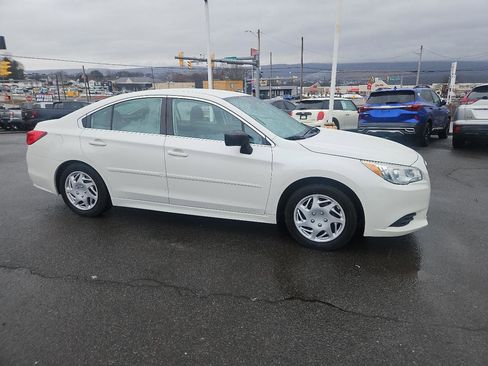 Used 2015 Subaru Legacy 2.5i image 2