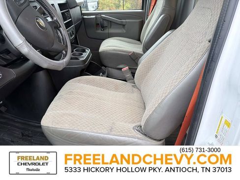 Used 2022 Chevrolet Express 3500 w/ Power Convenience Package image 17