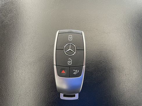 Certified 2024 Mercedes-Benz GLE 450 GLE 450 image 23