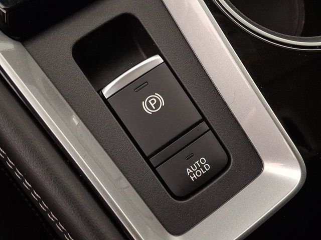 Used 2024 Nissan Altima 2.5 SL FWD image 25