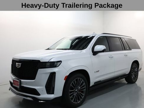 Used 2024 Cadillac Escalade ESV V w/ Heavy-Duty Trailer Package AWD/4WD image 12