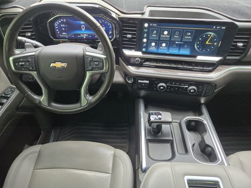 Used 2022 Chevrolet Silverado 1500 LTZ image 30