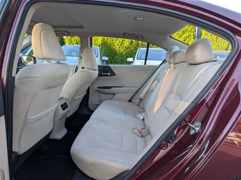Used 2017 Honda Accord EX image 16