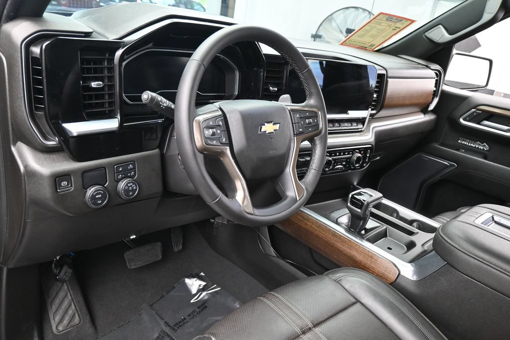 Used 2022 Chevrolet Silverado 1500 High Country RWD image 17