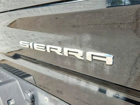 Used 2022 GMC Sierra 2500 SLE w/ SLE Convenience Package AWD/4WD image 6