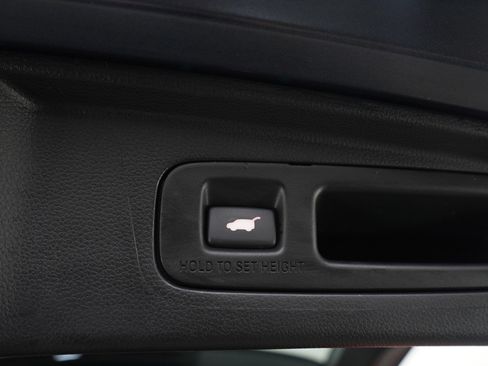 Used 2024 Honda CR-V EX-L image 11