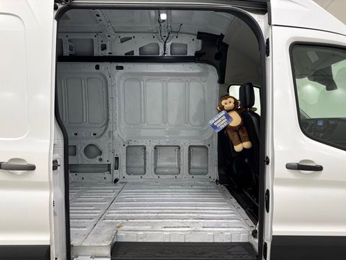 Used 2024 Ford Transit 250 148 High Roof RWD image 19