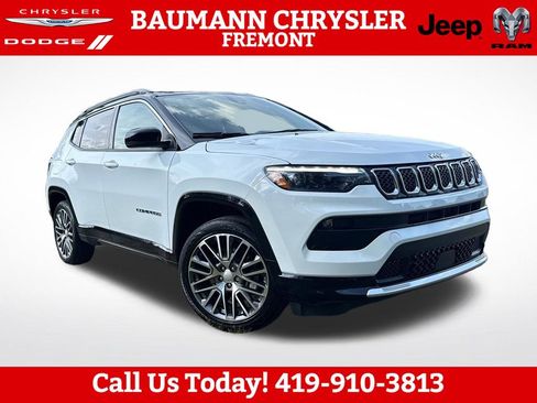Used 2023 Jeep Compass Limited w/ Elite Group AWD/4WD image 1