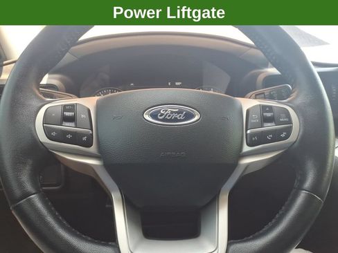 Used 2021 Ford Explorer XLT AWD/4WD image 34