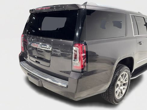 Used 2018 GMC Yukon XL Denali w/ Open Road Package image 14