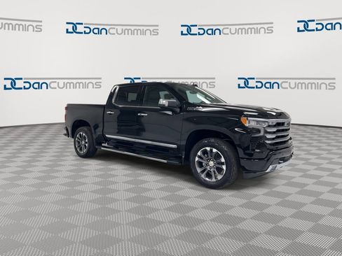 New 2026 Chevrolet Silverado 1500 High Country w/ Technology Package AWD/4WD image 2