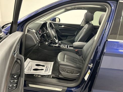 Certified 2022 Audi Q5 2.0T Premium w/ Convenience Package image 9