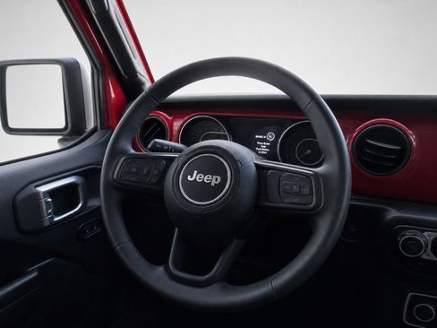 Used 2018 Jeep Wrangler Unlimited Sport S AWD/4WD image 18