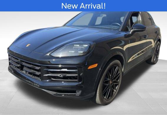 Used 2024 Porsche Cayenne S AWD/4WD image 1