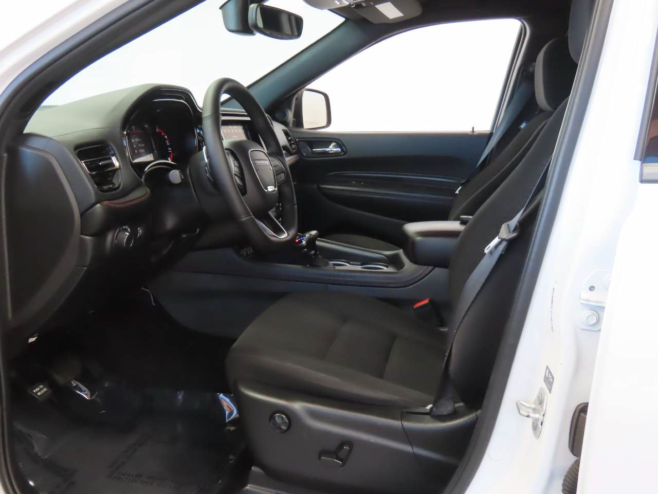 Used 2023 Dodge Durango GT AWD/4WD image 16