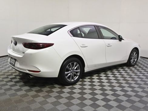 Used 2021 MAZDA MAZDA3 s image 7