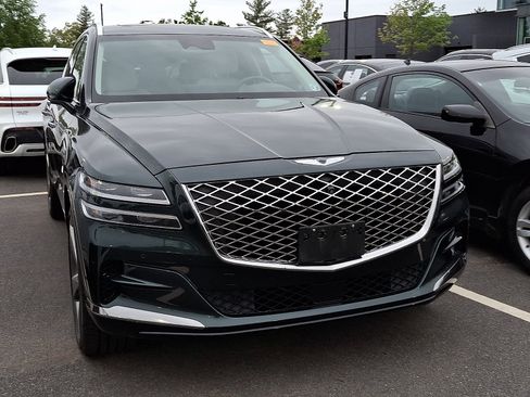 Used 2022 Genesis GV80 3.5T w/ Prestige Package 07 AWD/4WD image 2