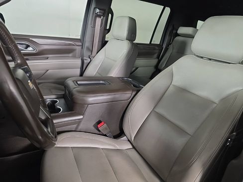 Used 2021 Chevrolet Suburban LT AWD/4WD image 15