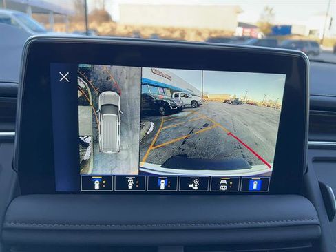 Used 2023 Chevrolet Tahoe High Country image 26