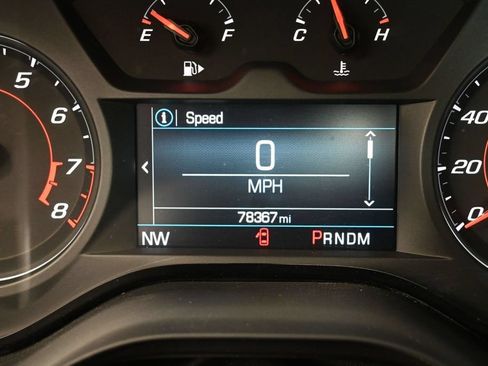Used 2023 Chevrolet Camaro LT RWD image 36