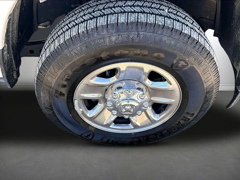Used 2025 RAM 2500 Tradesman AWD/4WD image 31