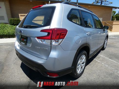 Used 2020 Subaru Forester w/ Alloy Wheel Package AWD/4WD image 8