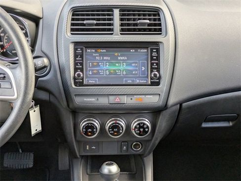 Used 2025 Mitsubishi Outlander Sport ES image 18