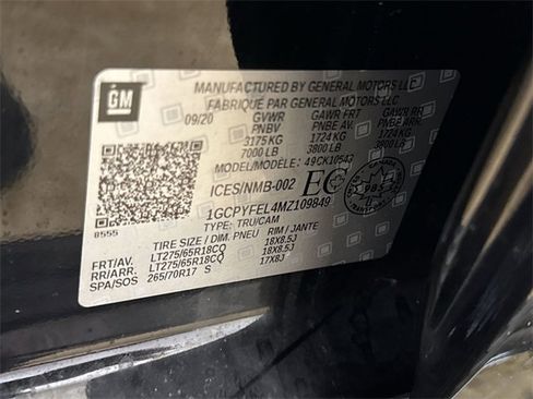 Used 2021 Chevrolet Silverado 1500 LT Trail Boss w/ Convenience Package II image 29