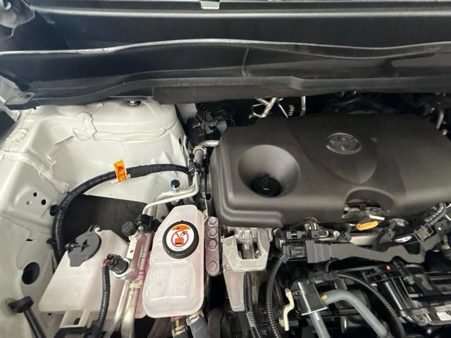 Used 2025 Toyota Sienna XLE w/ XLE Plus Package FWD image 75