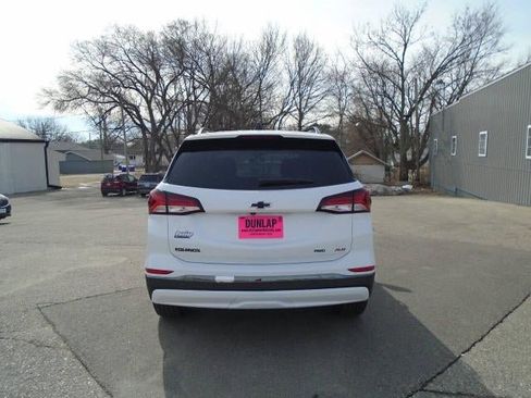 Used 2022 Chevrolet Equinox RS w/ Infotainment Package image 22