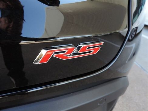 Used 2025 Chevrolet Trax RS w/ Driver Confidence Package image 16