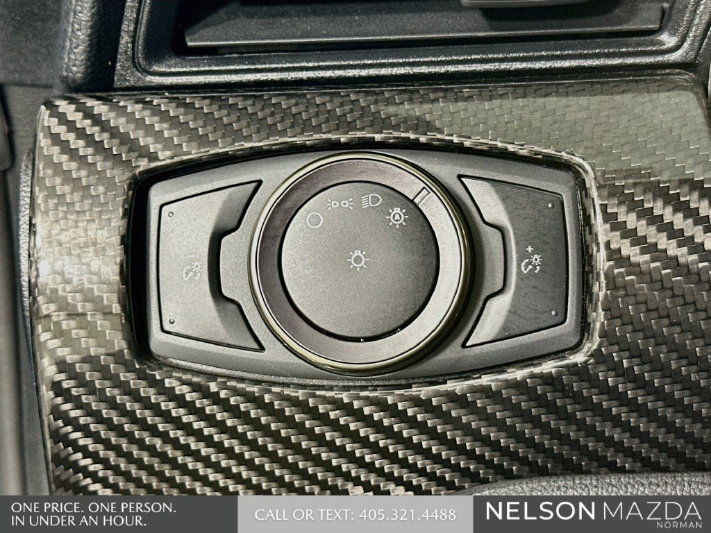 Used 2020 Ford Mustang Shelby GT500 w/ Technology Package RWD image 11