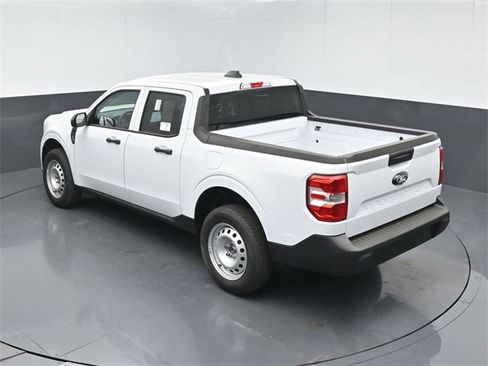 New 2026 Ford Maverick XL image 34