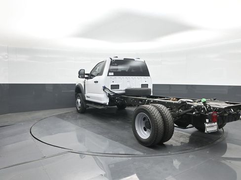 New 2025 Ford F550 4x4 Regular Cab Super Duty image 22