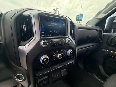 Used 2020 GMC Sierra 2500 SLE w/ SLE Value Package; image 16