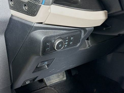 Used 2021 Ford Bronco Wildtrak image 11