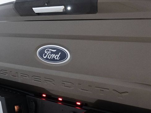 Used 2017 Ford F350 Lariat AWD/4WD image 20