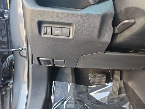 Used 2023 Toyota RAV4 XLE FWD image 19