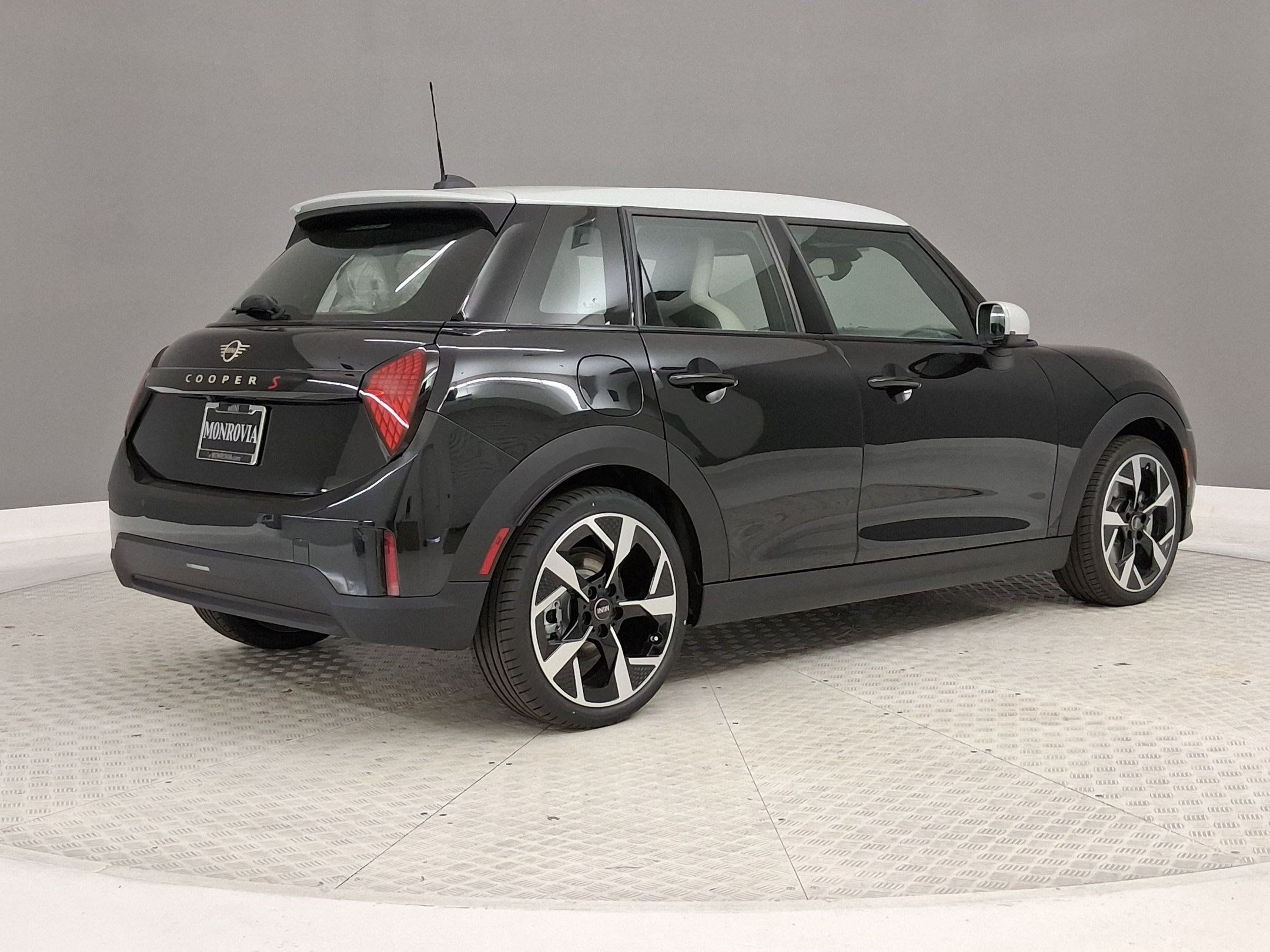 New 2026 MINI Cooper S FWD image 6