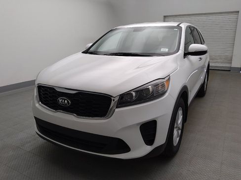Used 2020 Kia Sorento LX FWD image 15