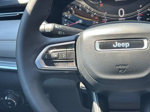 Used 2023 Jeep Compass Limited w/ Sun and Sound Group AWD/4WD image 24
