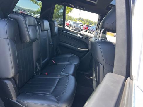 Used 2019 Mercedes-Benz GLS 450 4MATIC image 33