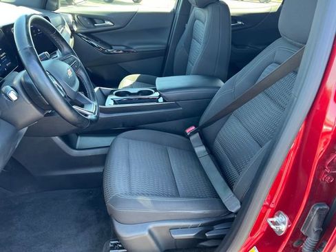 Certified 2025 Chevrolet Equinox LT w/ Safety and Technology Package FWD image 17