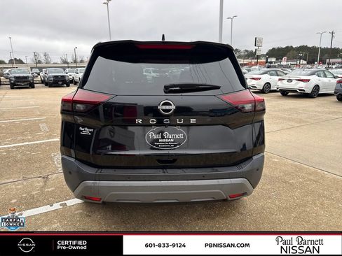 Certified 2023 Nissan Rogue S image 12