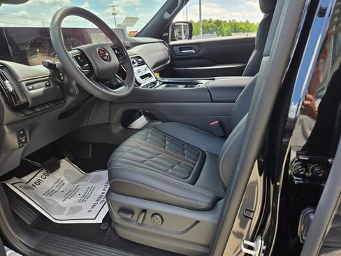New 2026 Nissan Armada PRO-4X AWD/4WD image 4