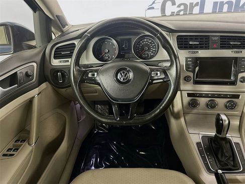 Used 2015 Volkswagen Golf SE w/ Lighting Package image 27