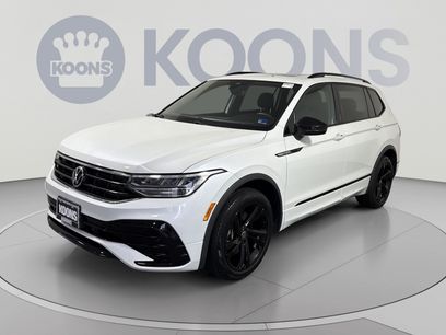 Used 2023 Volkswagen Tiguan SE R-Line