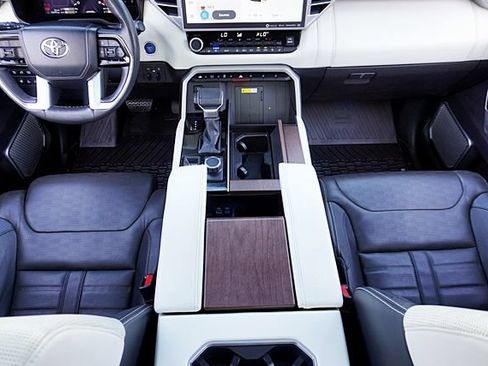 Used 2022 Toyota Tundra Capstone AWD/4WD image 37